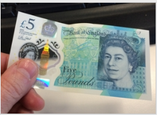 首版5英镑钞票受追捧炒到200英镑