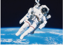 塑料航天面窗:像保护“眼睛”一样保护着航天员